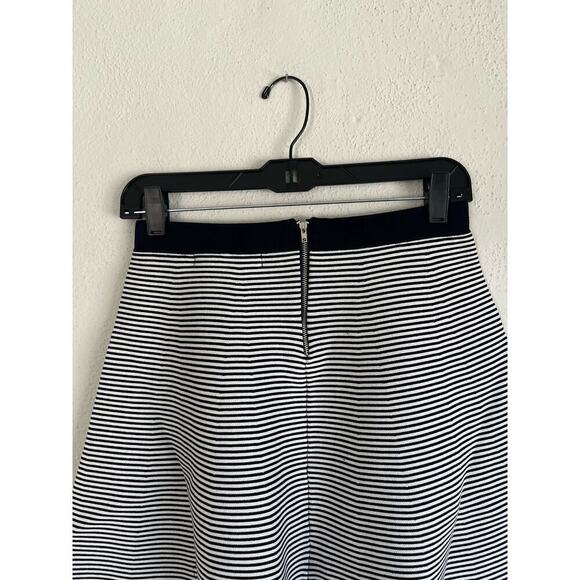 Anthropologie English Factory Woman Stripped Knit A-Line Mini Skirt, Siz… - Picture 7 of 9